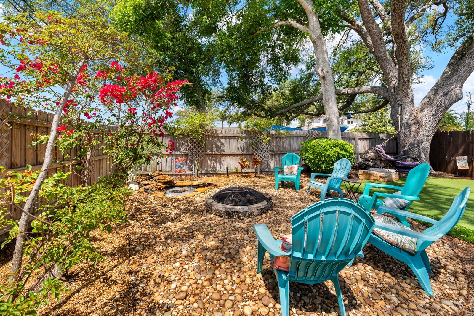 NORTH EAST PARK SHORES - Residential