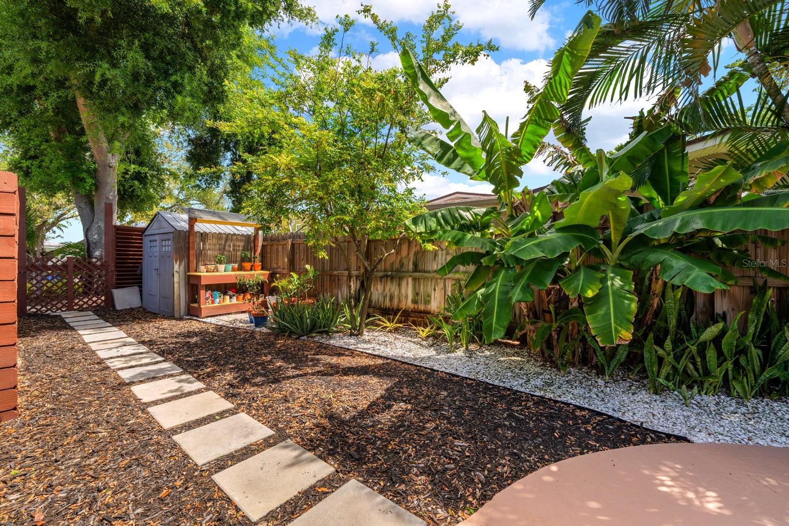 NORTH EAST PARK SHORES - Residential