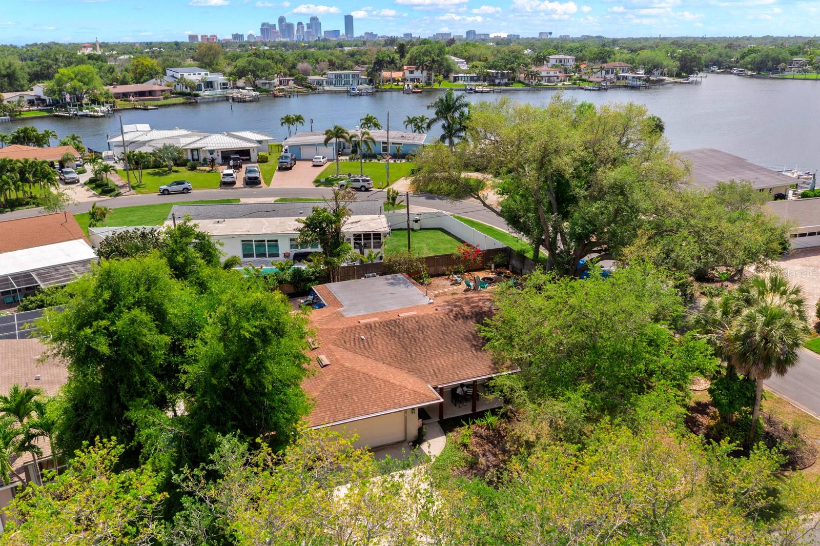 NORTH EAST PARK SHORES - Residential