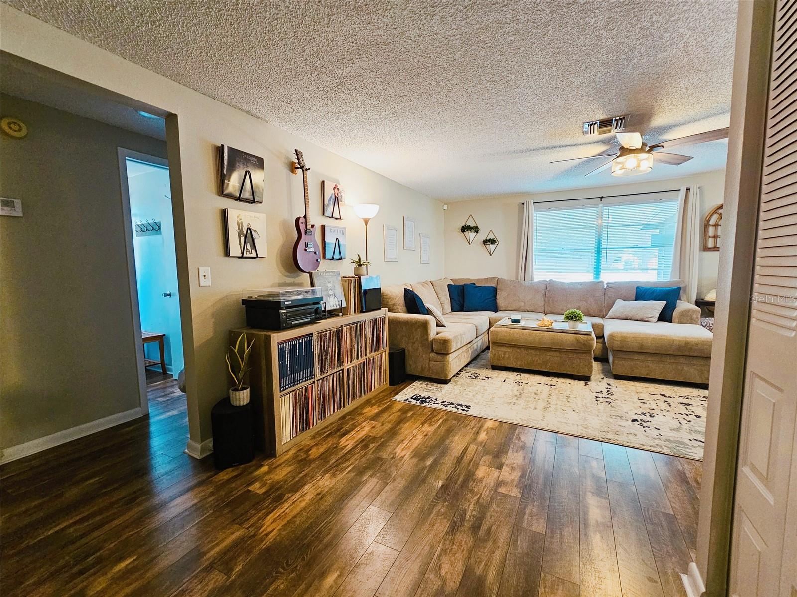 LOGAN GATE VILLG PH III UN 4 - Residential