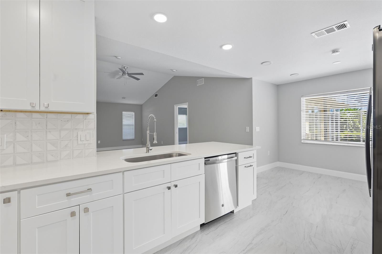 PALM-AIRE AT SARASOTA UNIT 7 PH 2&3 - Residential