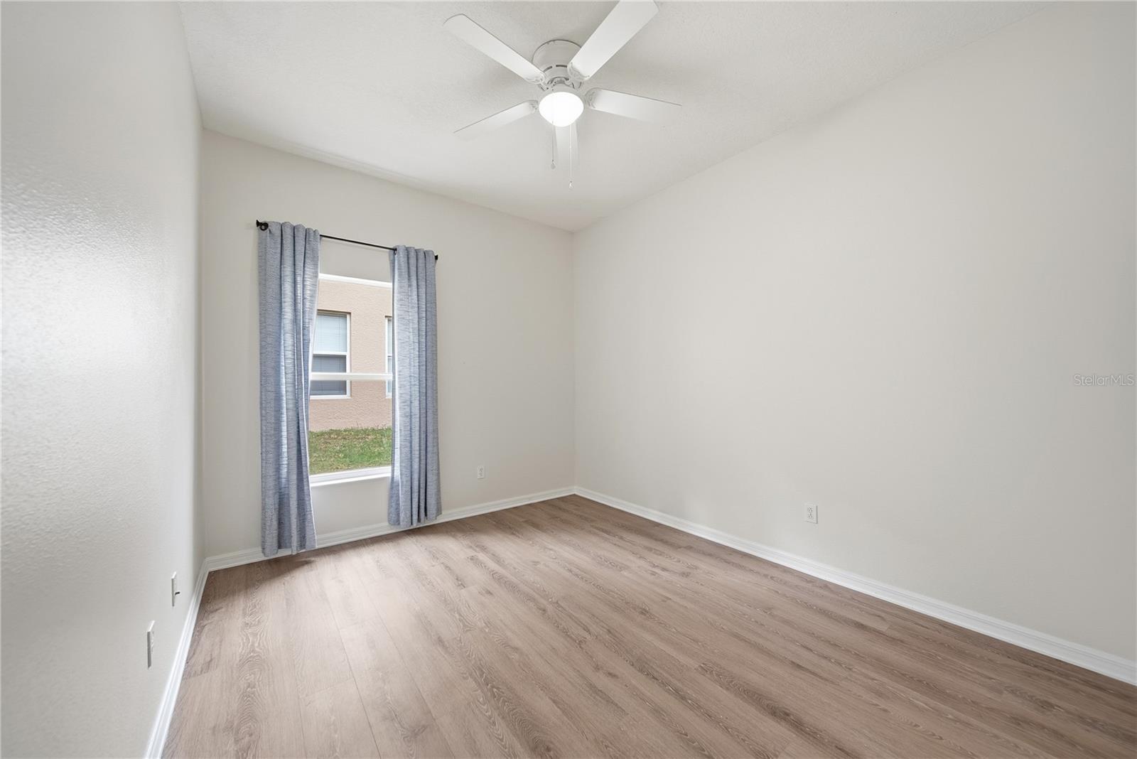 WINDSONG AT LEESBURG - Residential