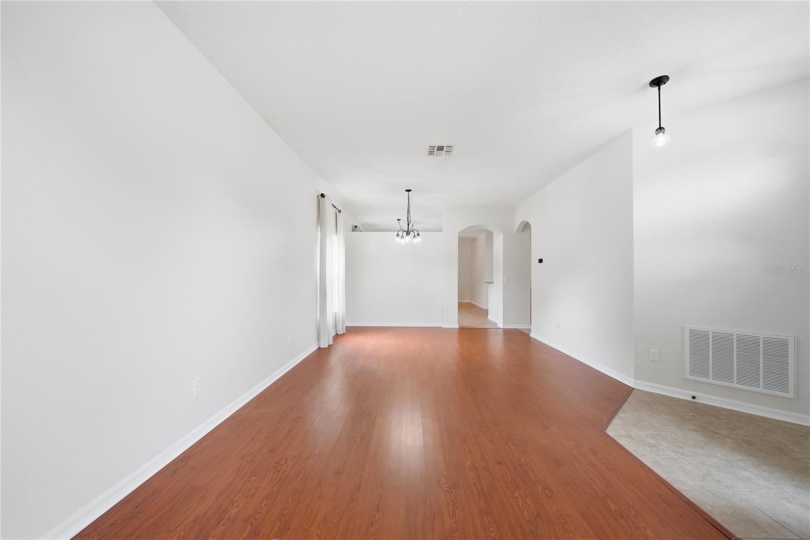 WINDSONG AT LEESBURG - Residential