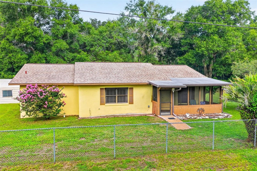 Photo of 15900 SE 92nd Terrace, Summerfield, FL 34491 (MLS # OM729182)
