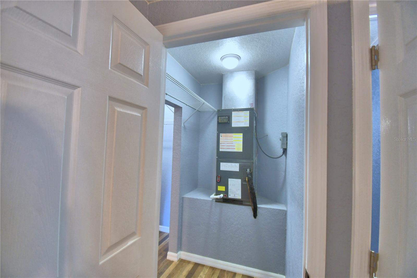 INWOOD - Residential