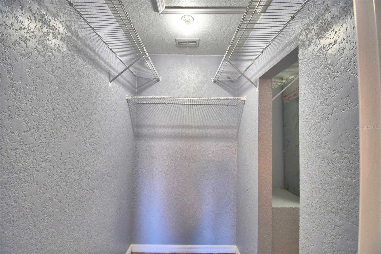 INWOOD - Residential