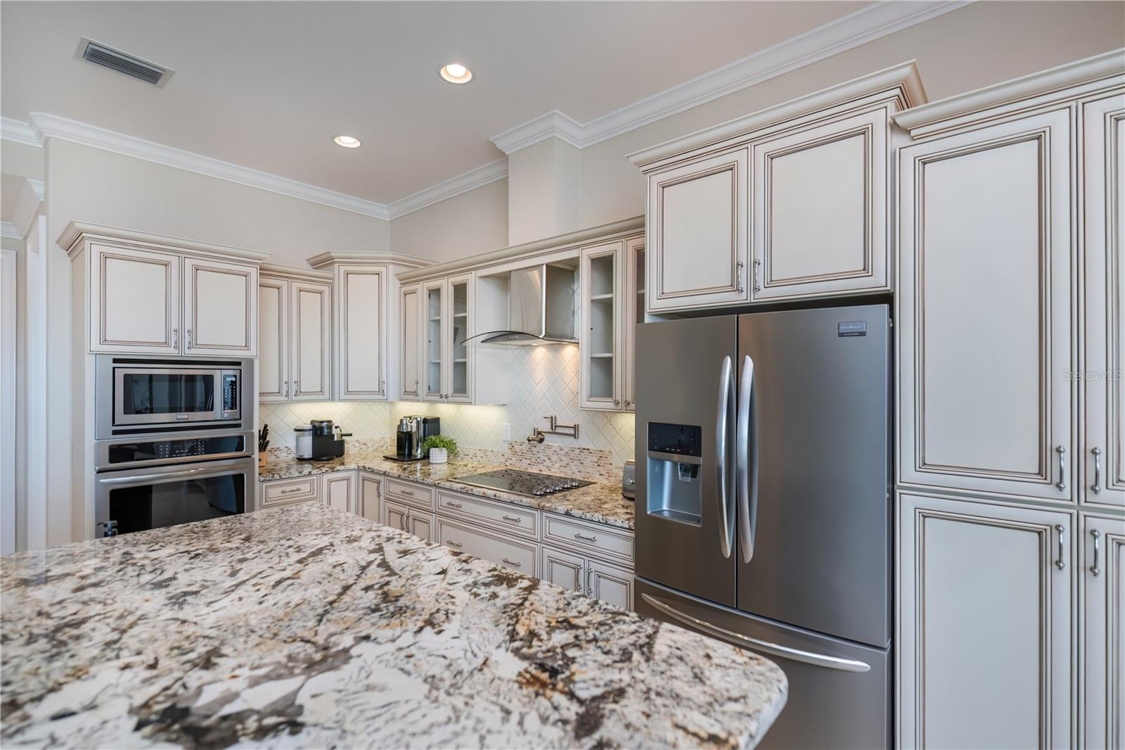 PGI 015 0284 0027 PUNTA GORDA ISLES SEC 15 BLK 284 - Residential