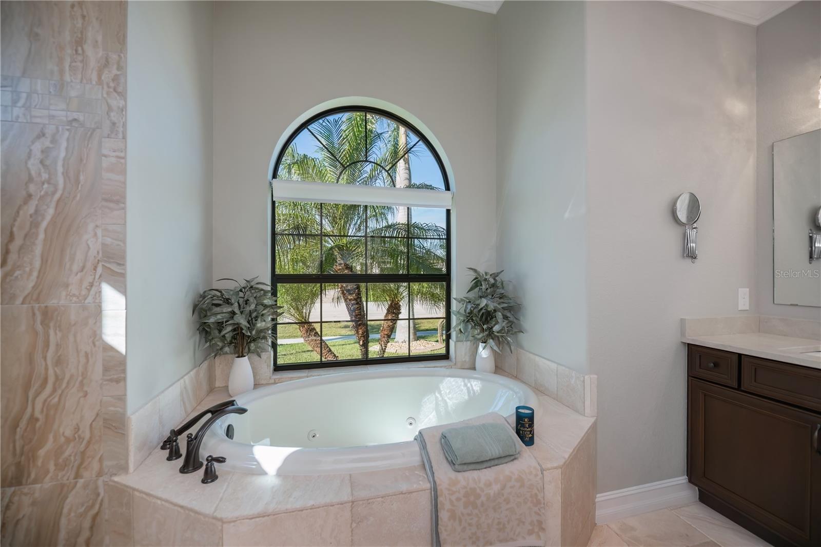 PGI 015 0284 0027 PUNTA GORDA ISLES SEC 15 BLK 284 - Residential