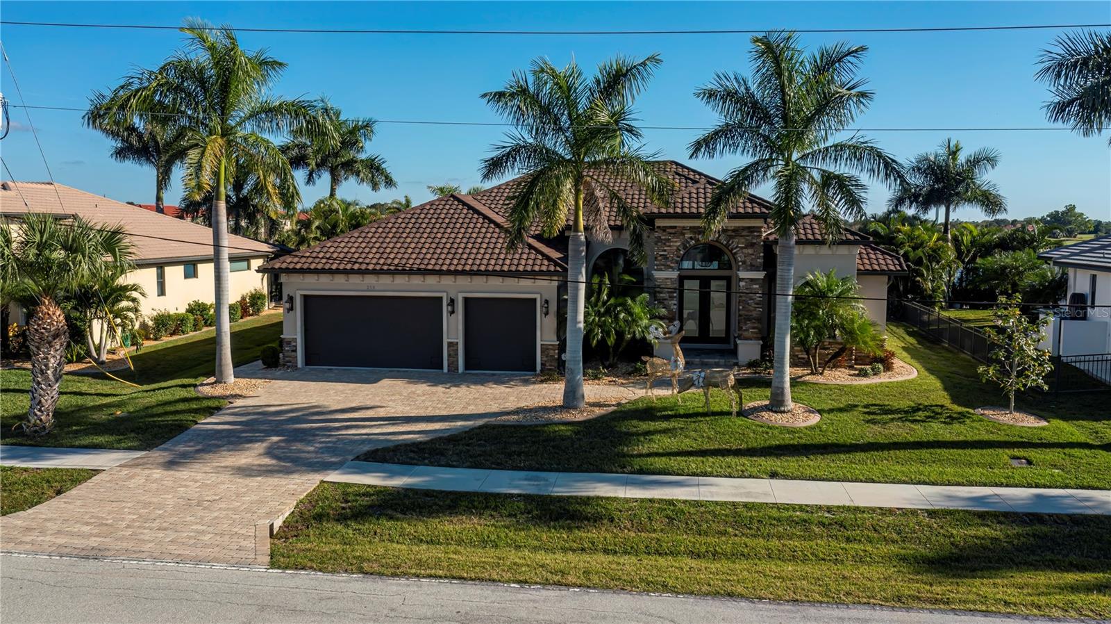 PGI 015 0284 0027 PUNTA GORDA ISLES SEC 15 BLK 284 - Residential