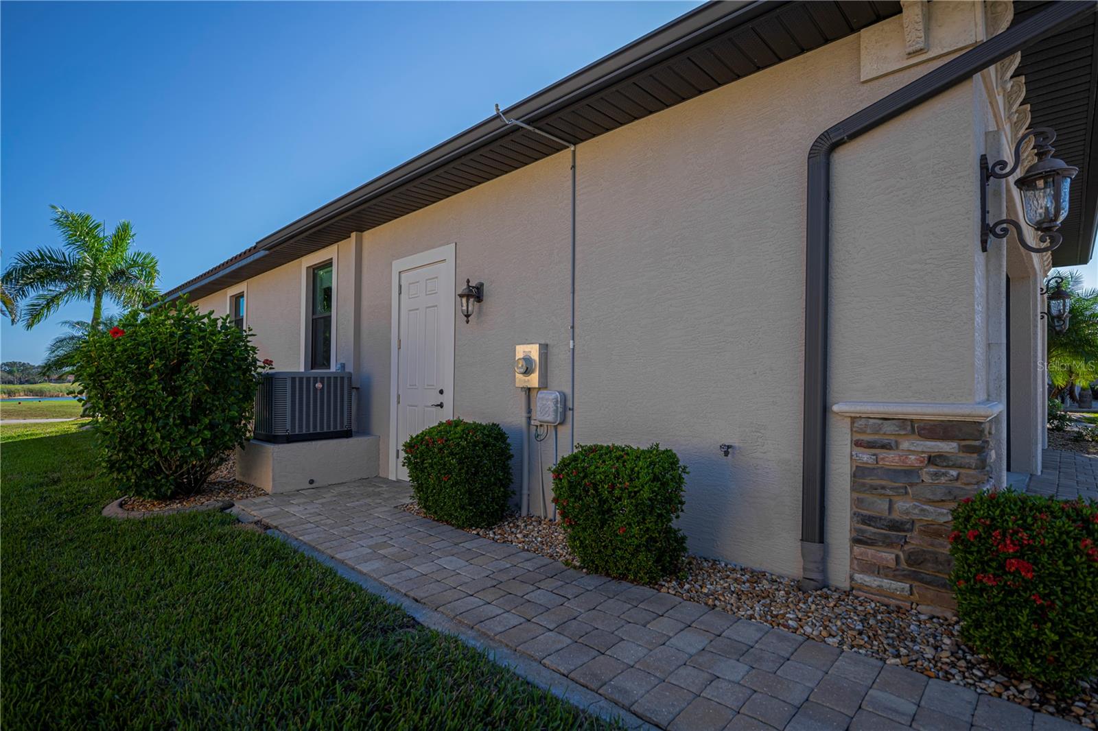 PGI 015 0284 0027 PUNTA GORDA ISLES SEC 15 BLK 284 - Residential