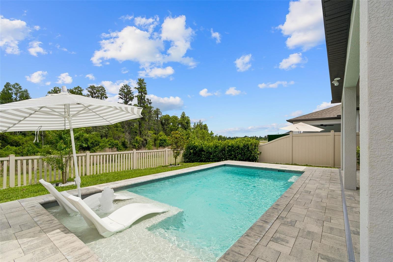 WHISPERING OAKS PRESERVE PH 2 - Residential