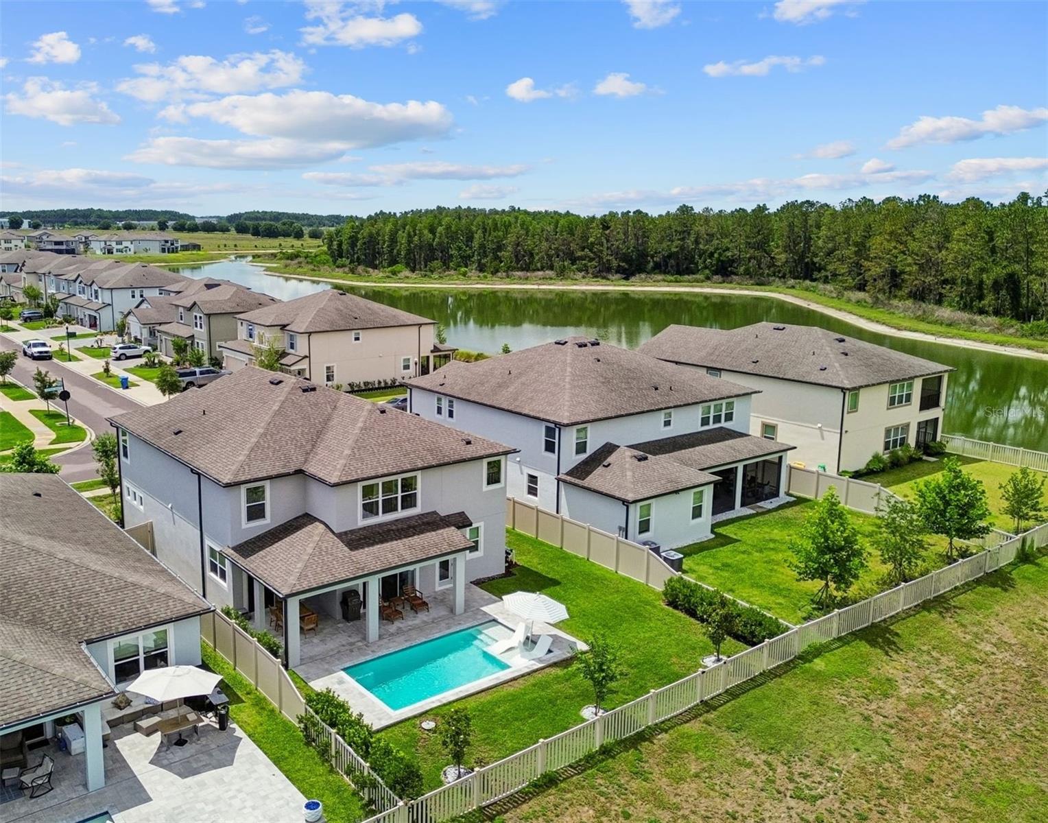WHISPERING OAKS PRESERVE PH 2 - Residential
