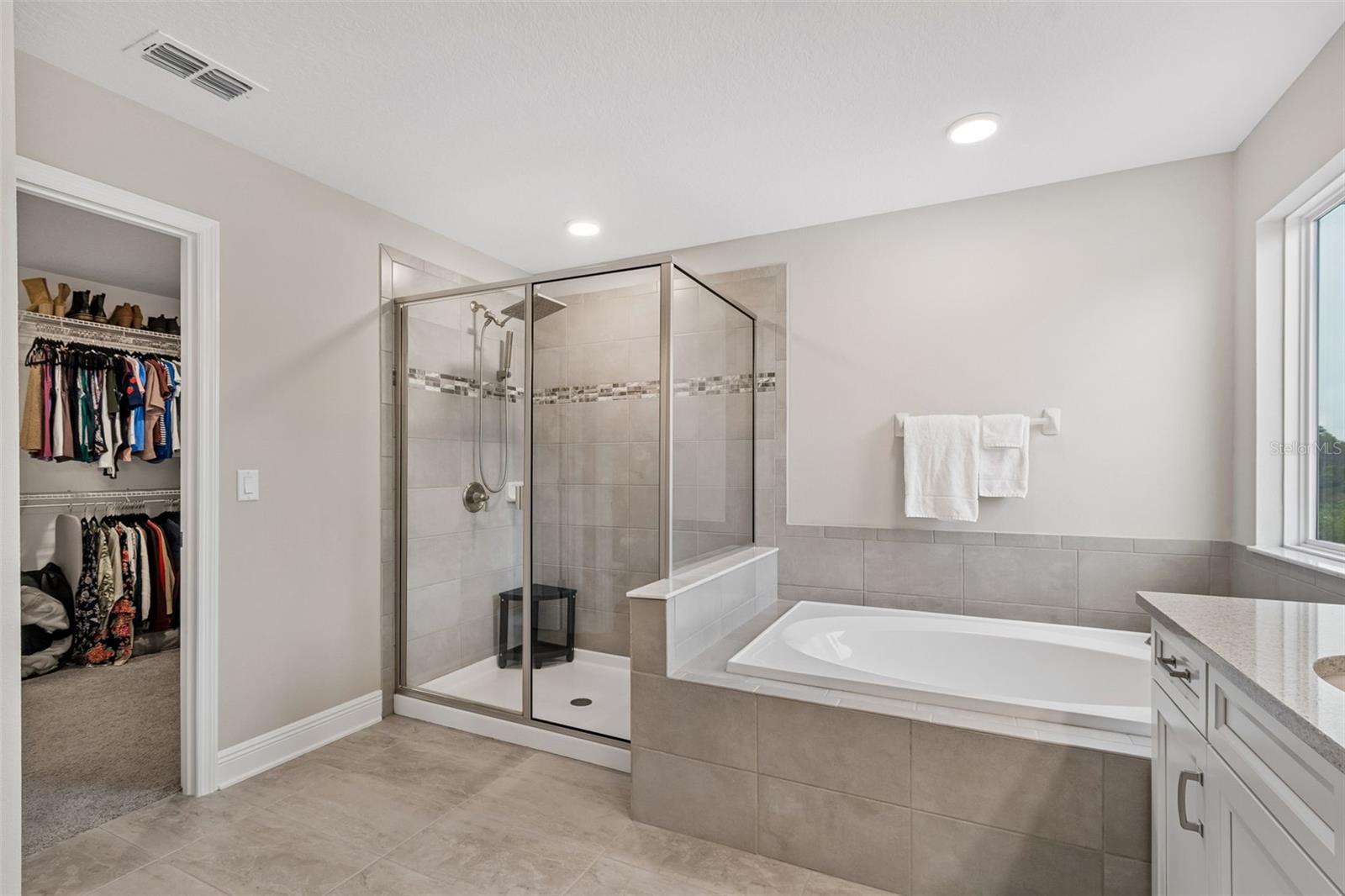 WHISPERING OAKS PRESERVE PH 2 - Residential