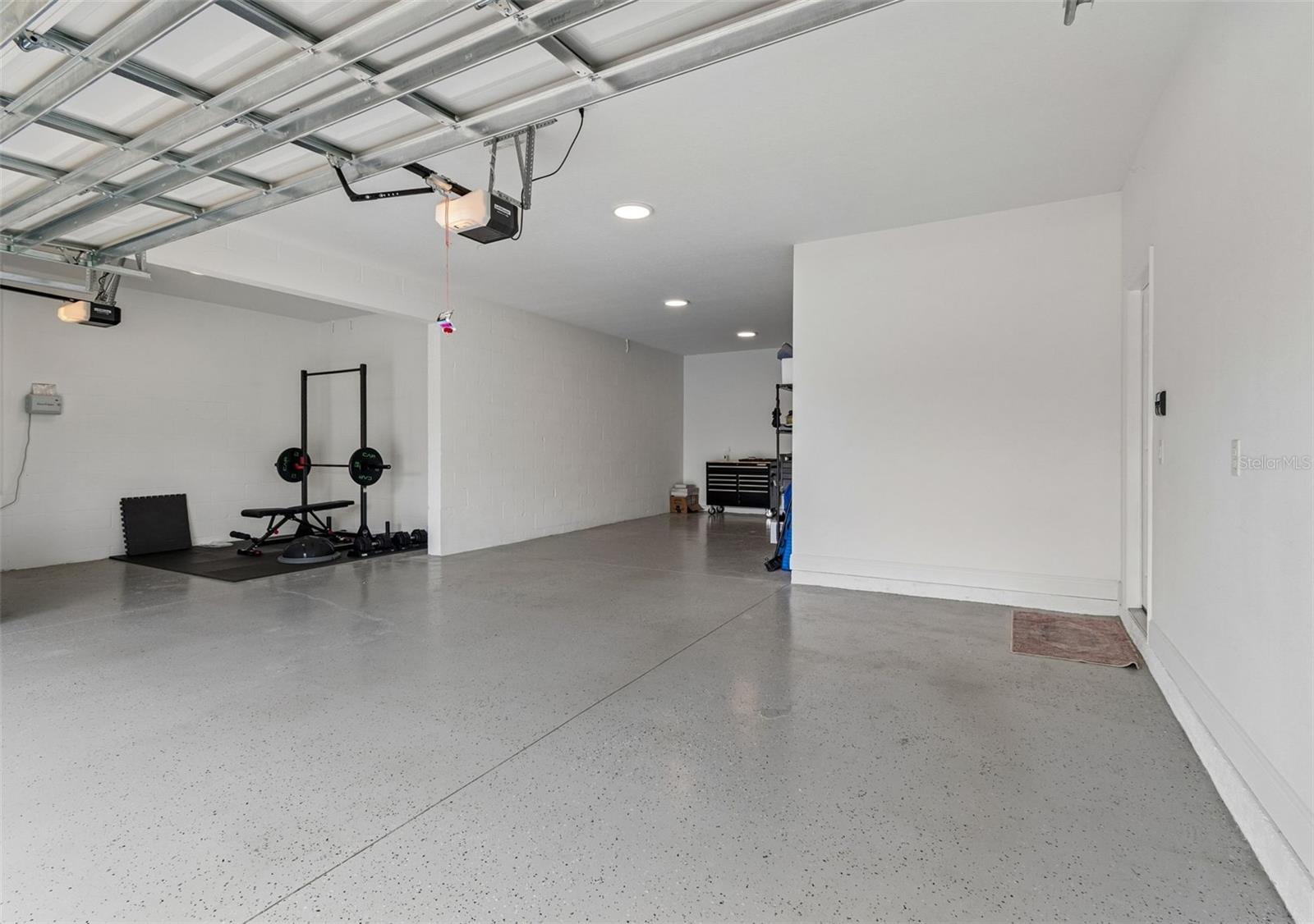 WHISPERING OAKS PRESERVE PH 2 - Residential