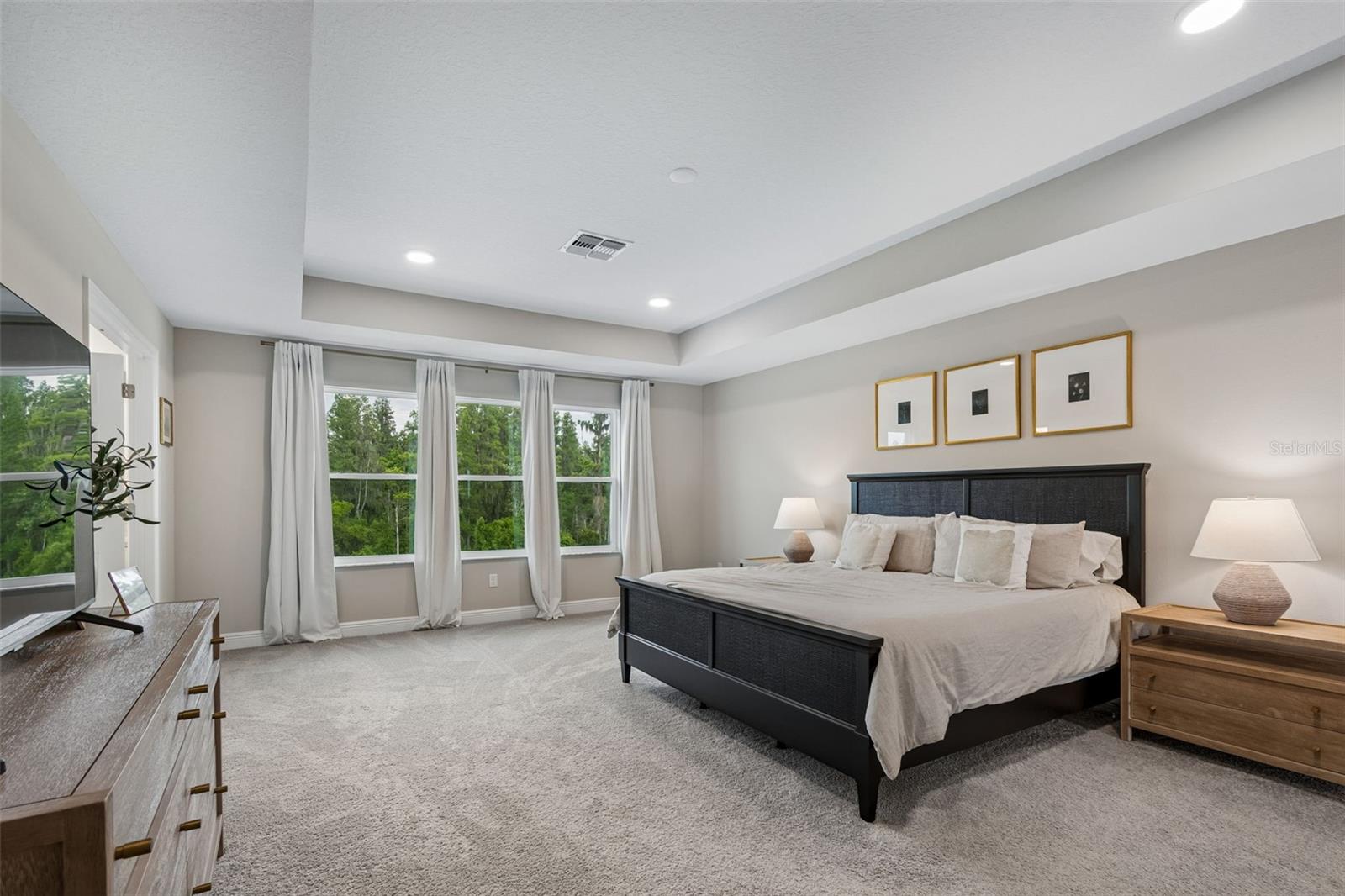 WHISPERING OAKS PRESERVE PH 2 - Residential