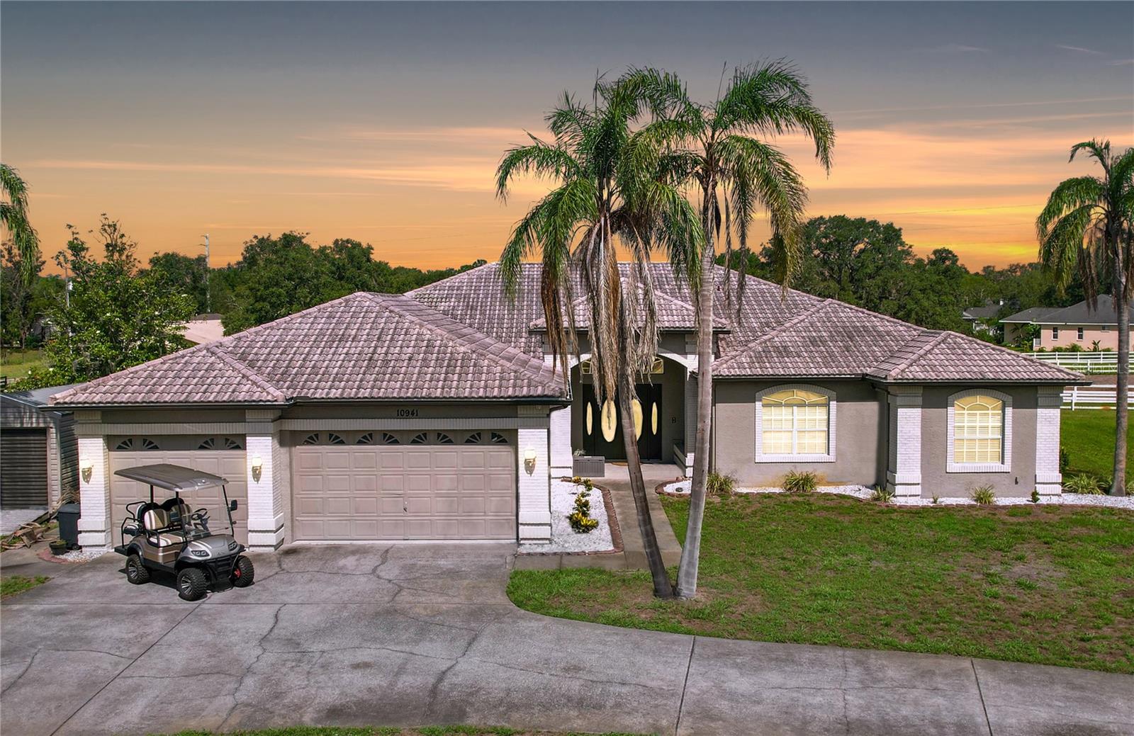 10941 HILLTOP DRIVE