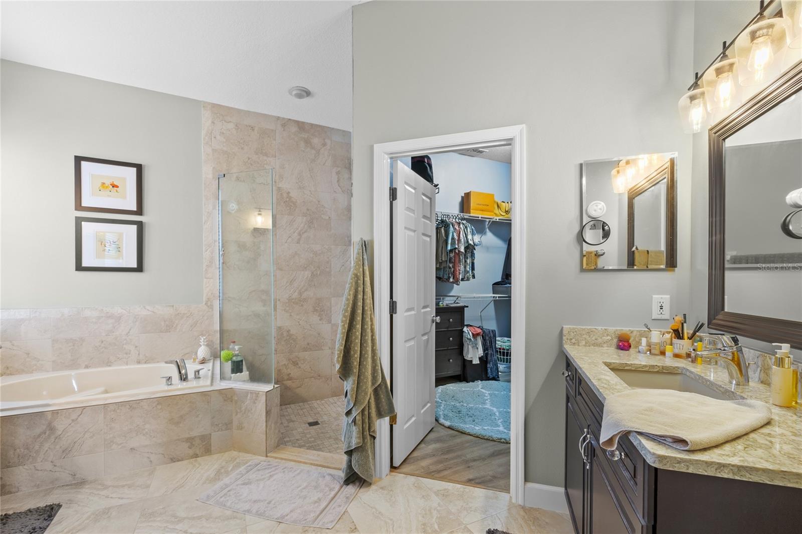 HUNTERS CREEK TR 550 - Residential