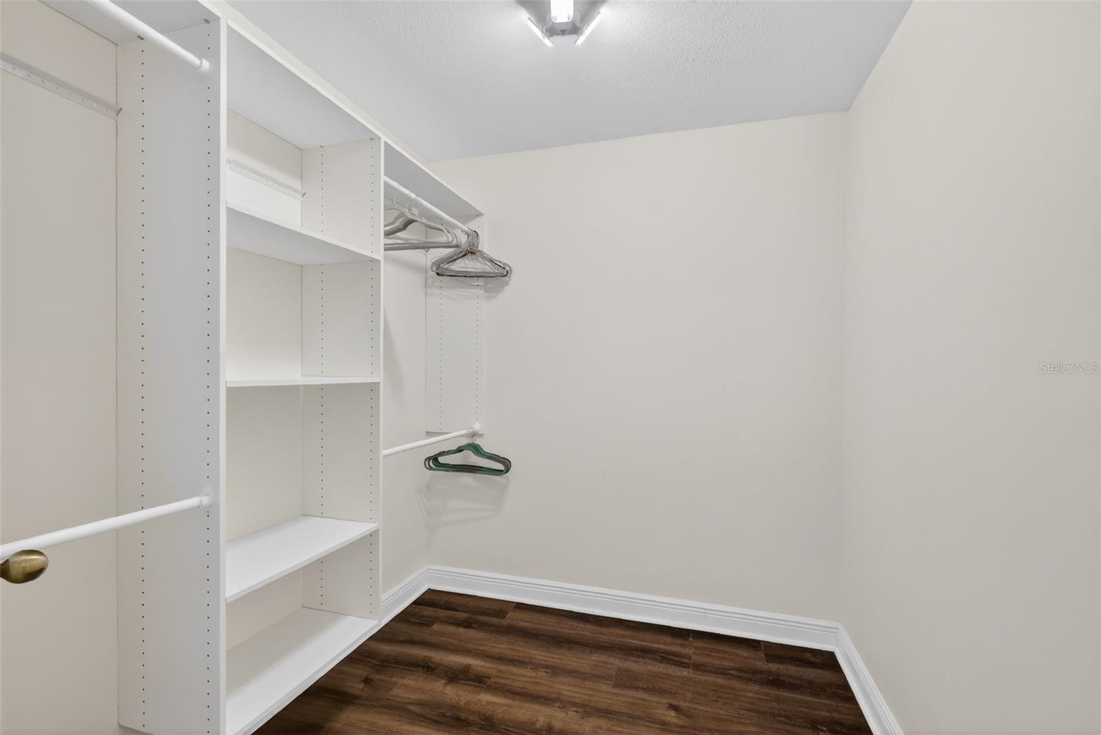 WATERWOOD TWNHS SUB - Residential