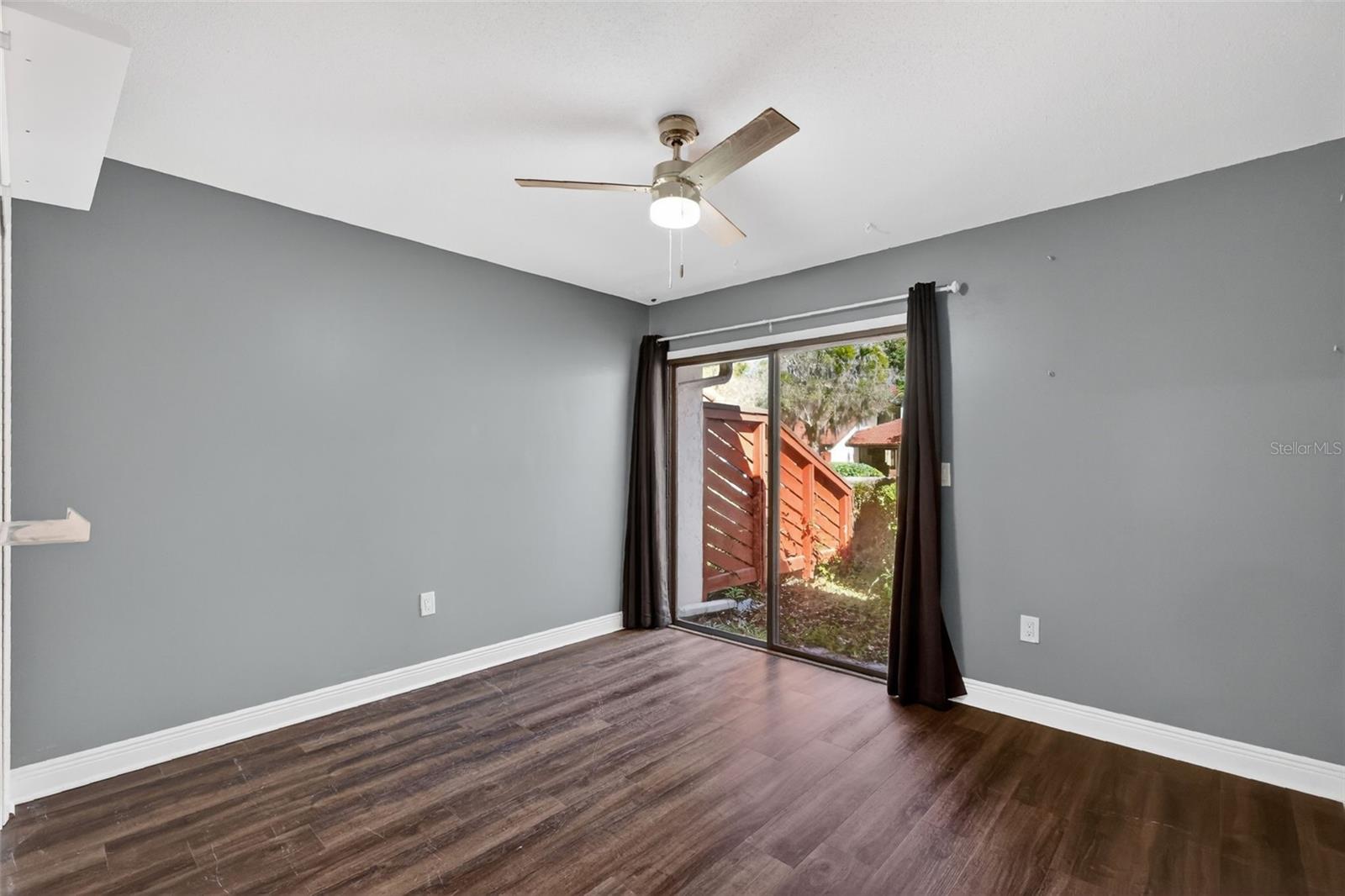 WATERWOOD TWNHS SUB - Residential