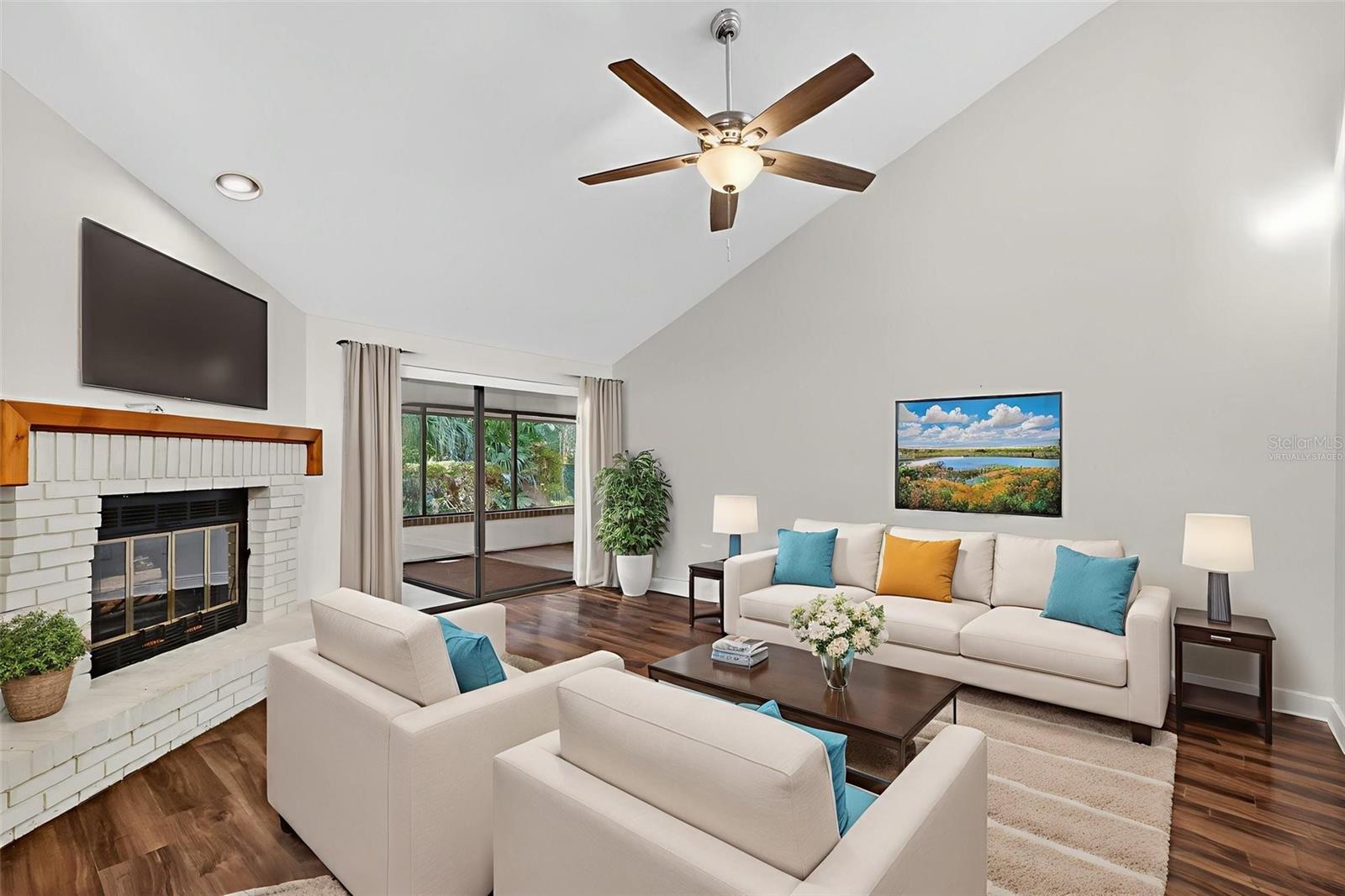 WATERWOOD TWNHS SUB - Residential