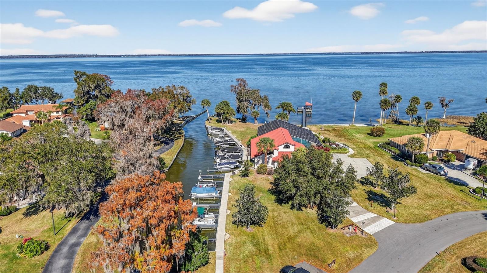 WATERWOOD TWNHS SUB - Residential