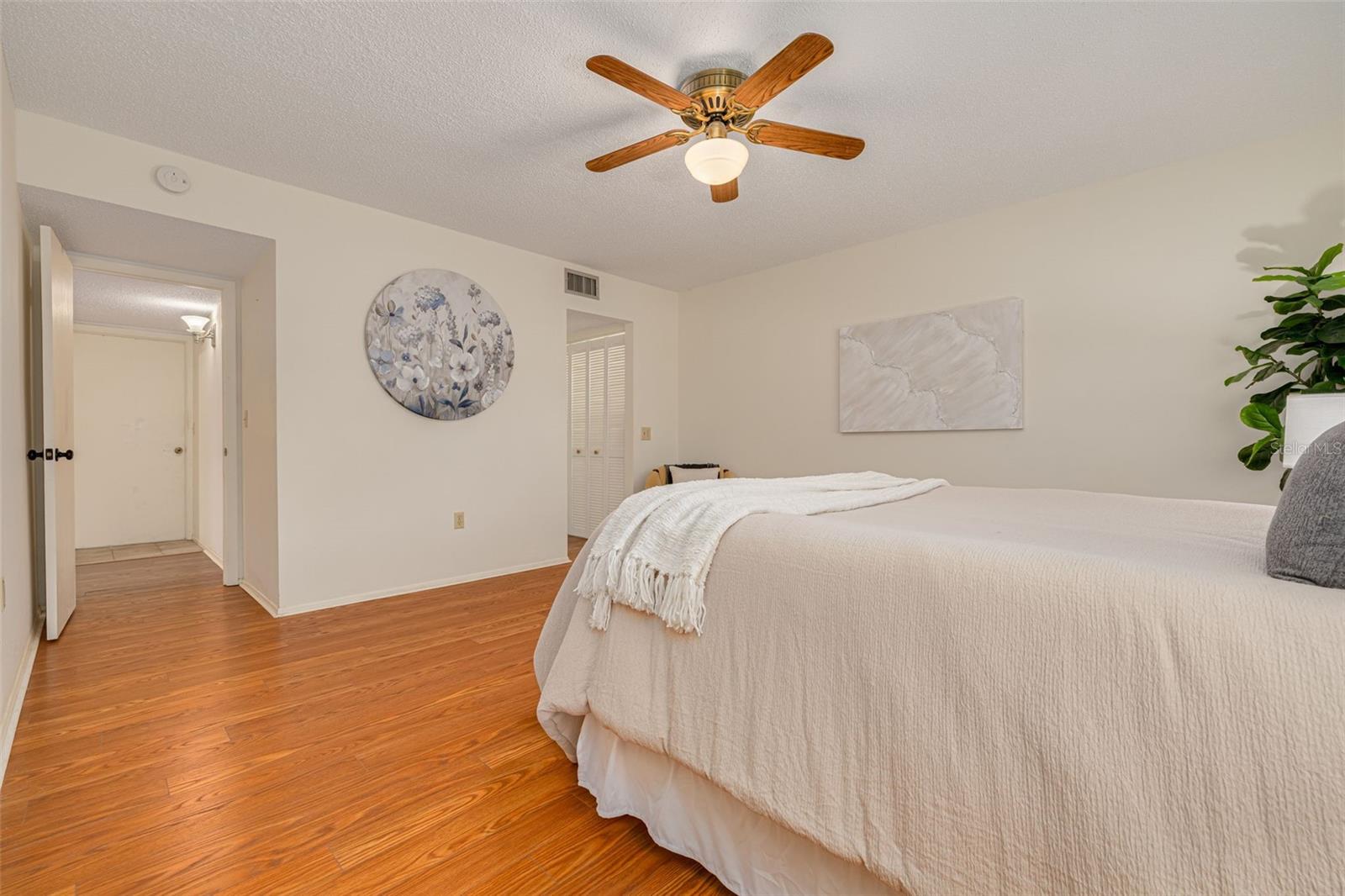 RAINTREE VILLAGE CONDO - Residential