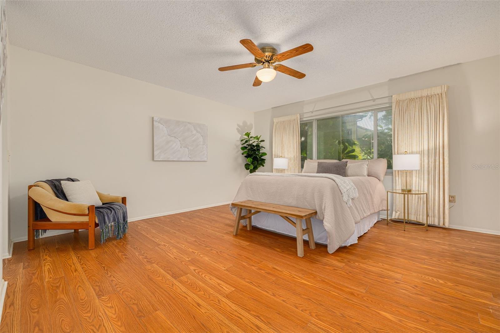 RAINTREE VILLAGE CONDO - Residential