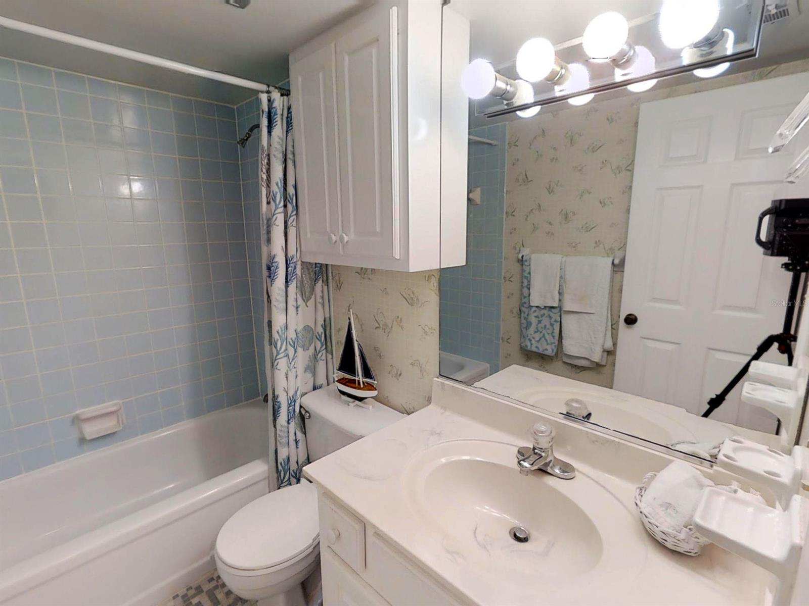 Hacienda Del Sol Condo - Residential