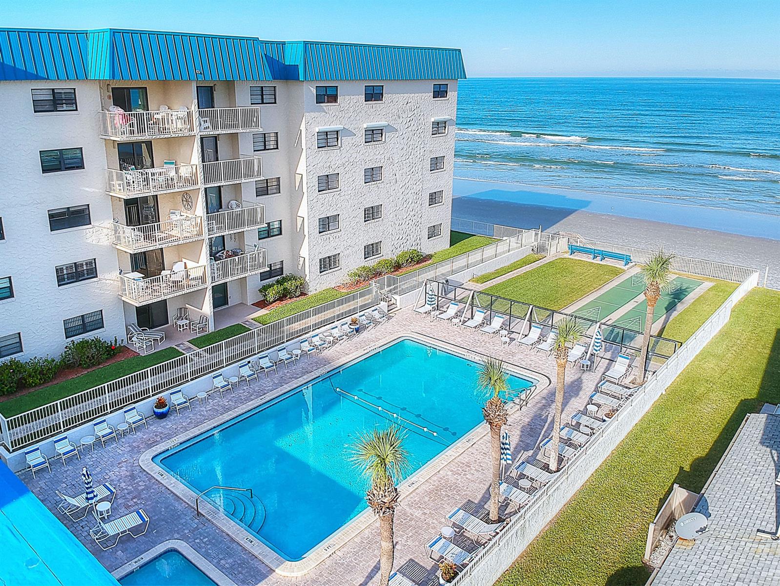 Hacienda Del Sol Condo - Residential