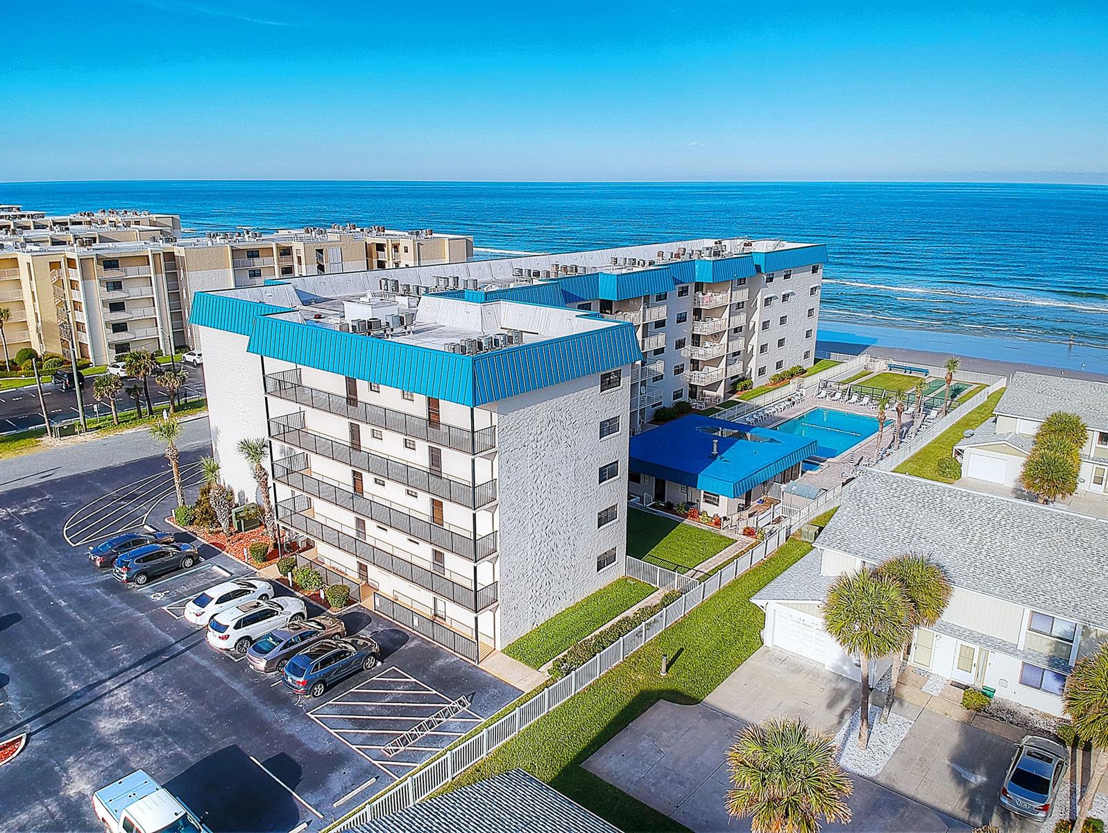 Hacienda Del Sol Condo - Residential