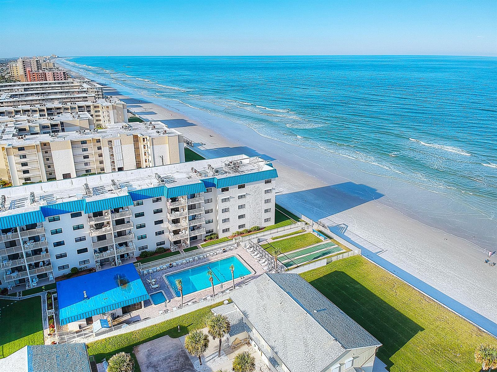 Hacienda Del Sol Condo - Residential