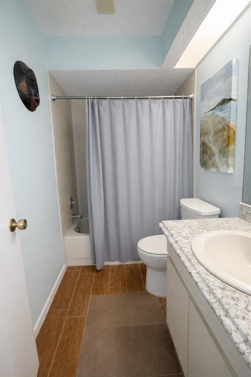 GREENS AT THE HEATHER 09 - Residential Lease