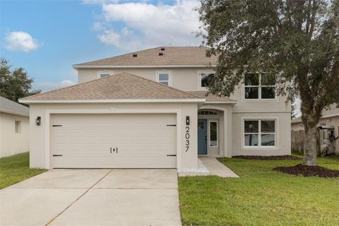Photo of 2037 Corner Tree Court, Orlando, FL 32820 (MLS # O6351876)