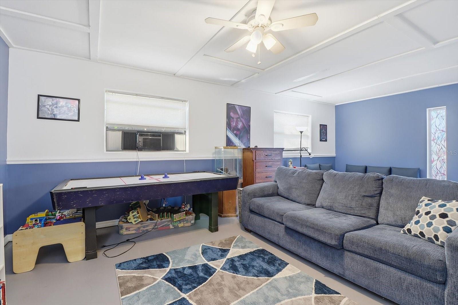 ROVAN FARMS - Residential