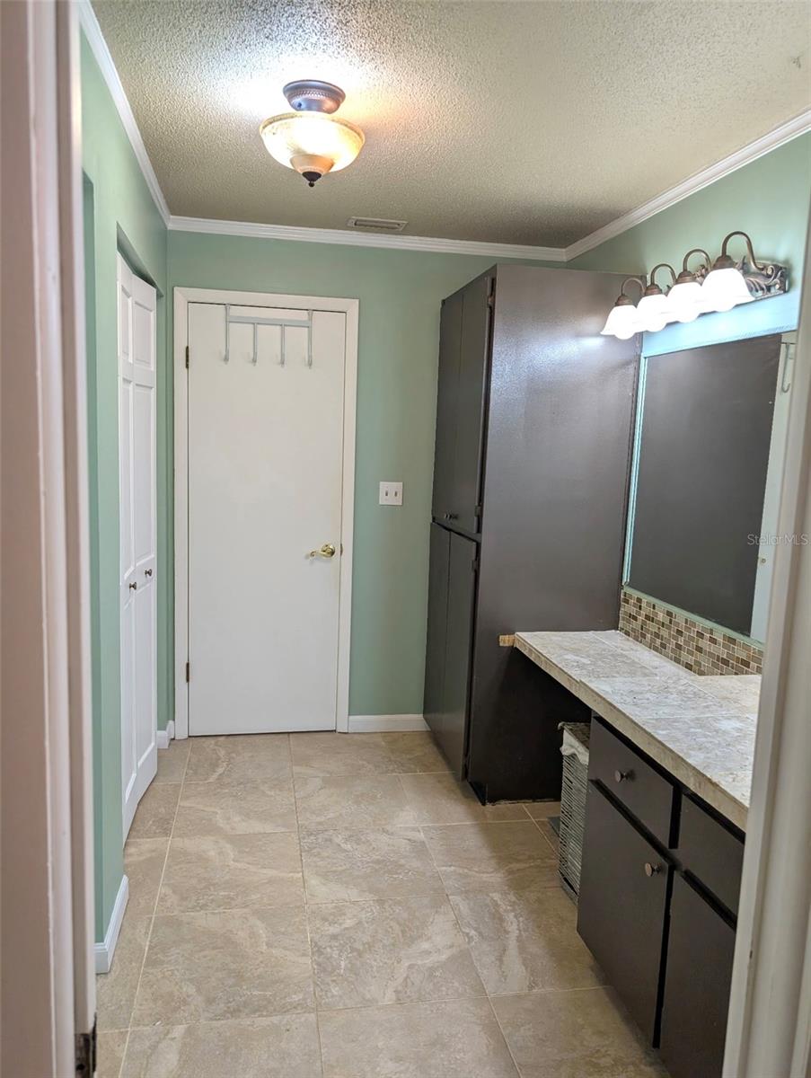 ROVAN FARMS - Residential