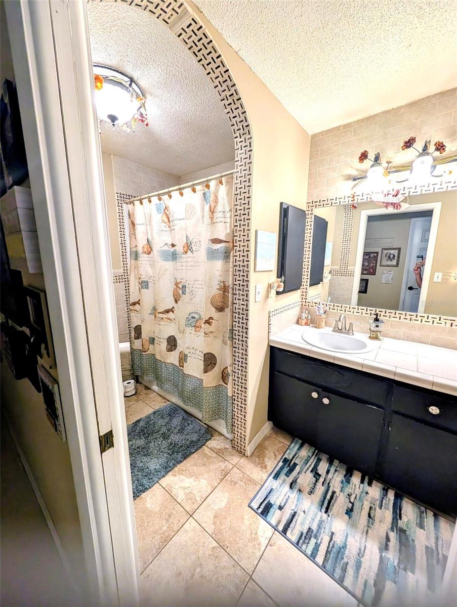 ROVAN FARMS - Residential