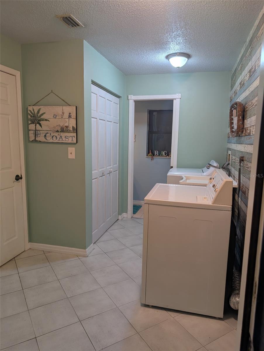 ROVAN FARMS - Residential