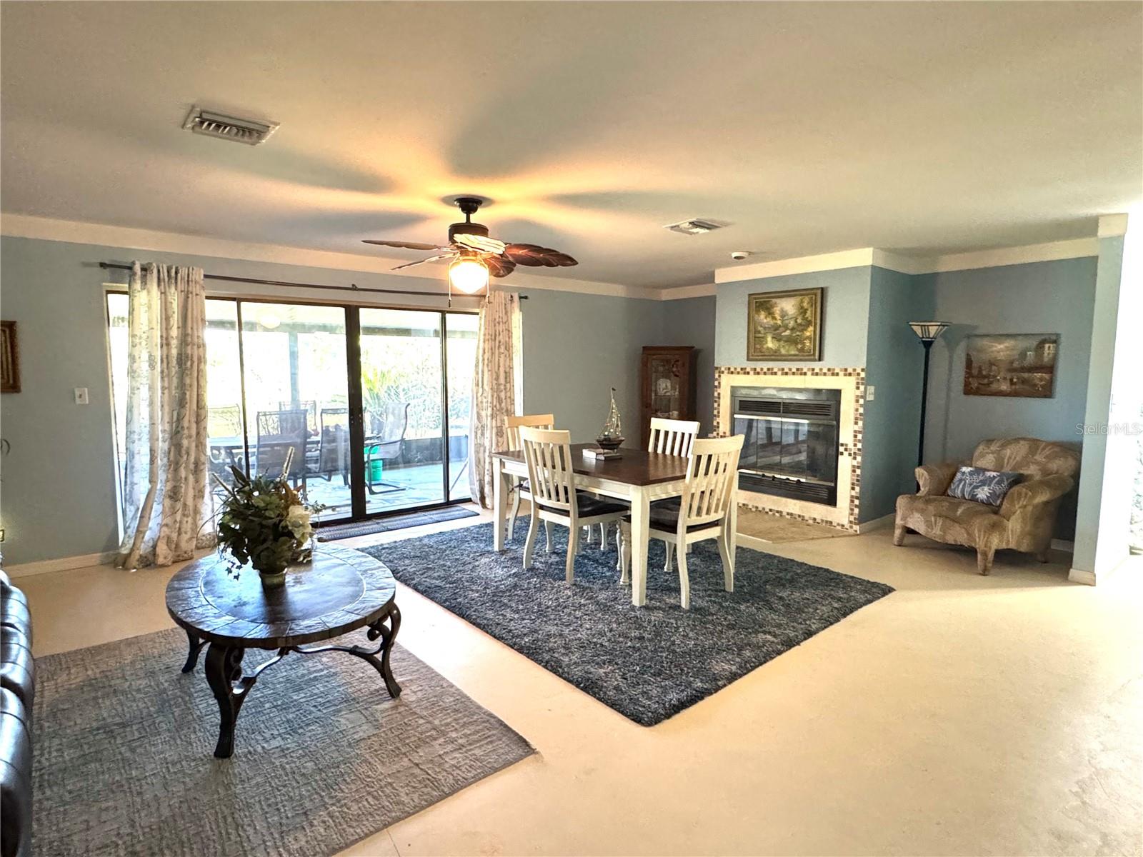 ROVAN FARMS - Residential