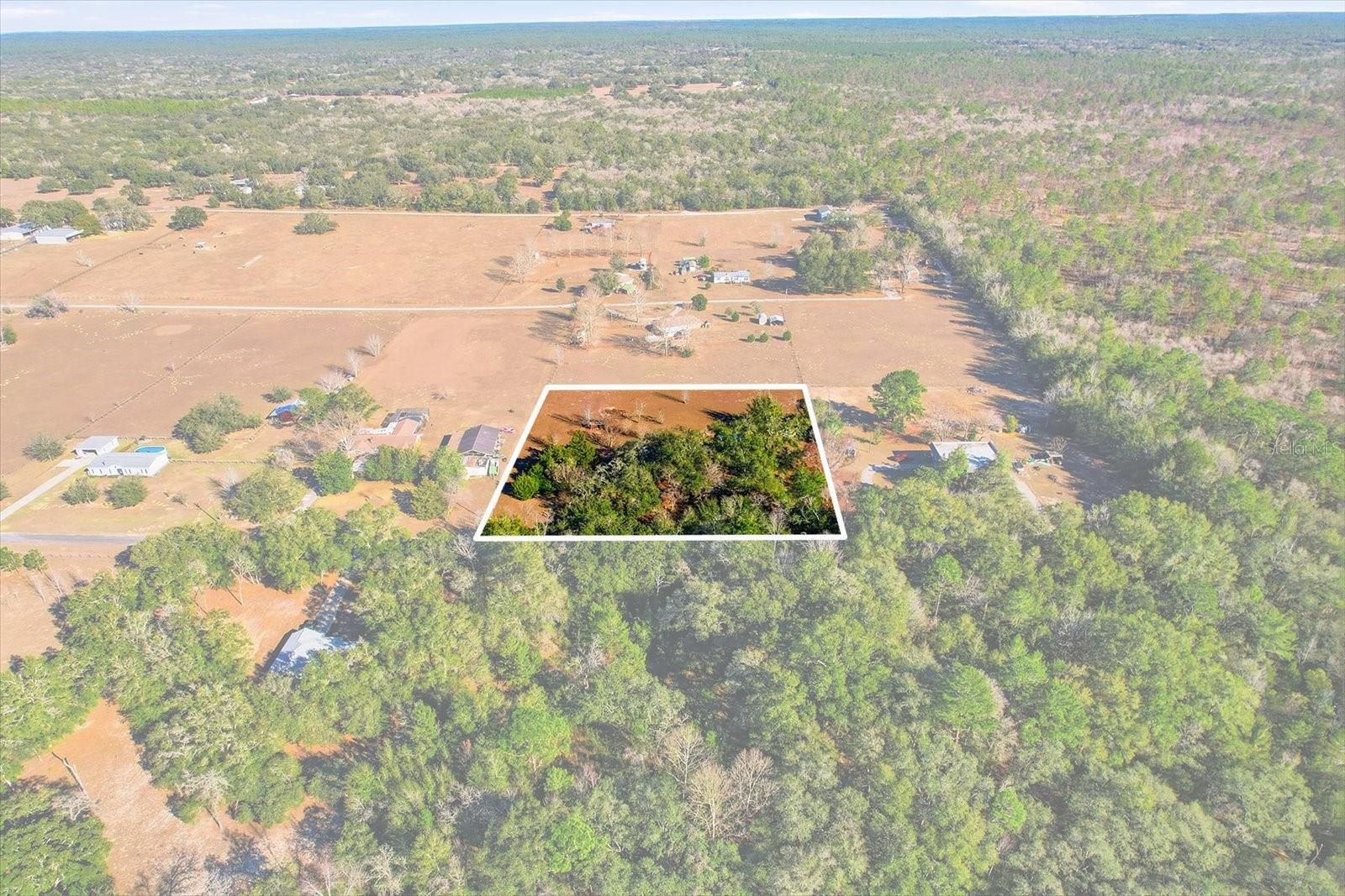 ROVAN FARMS - Residential