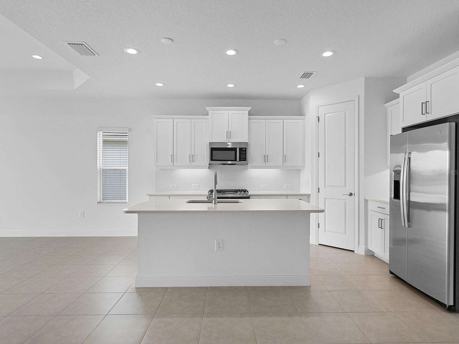 WYSTERIA - Residential