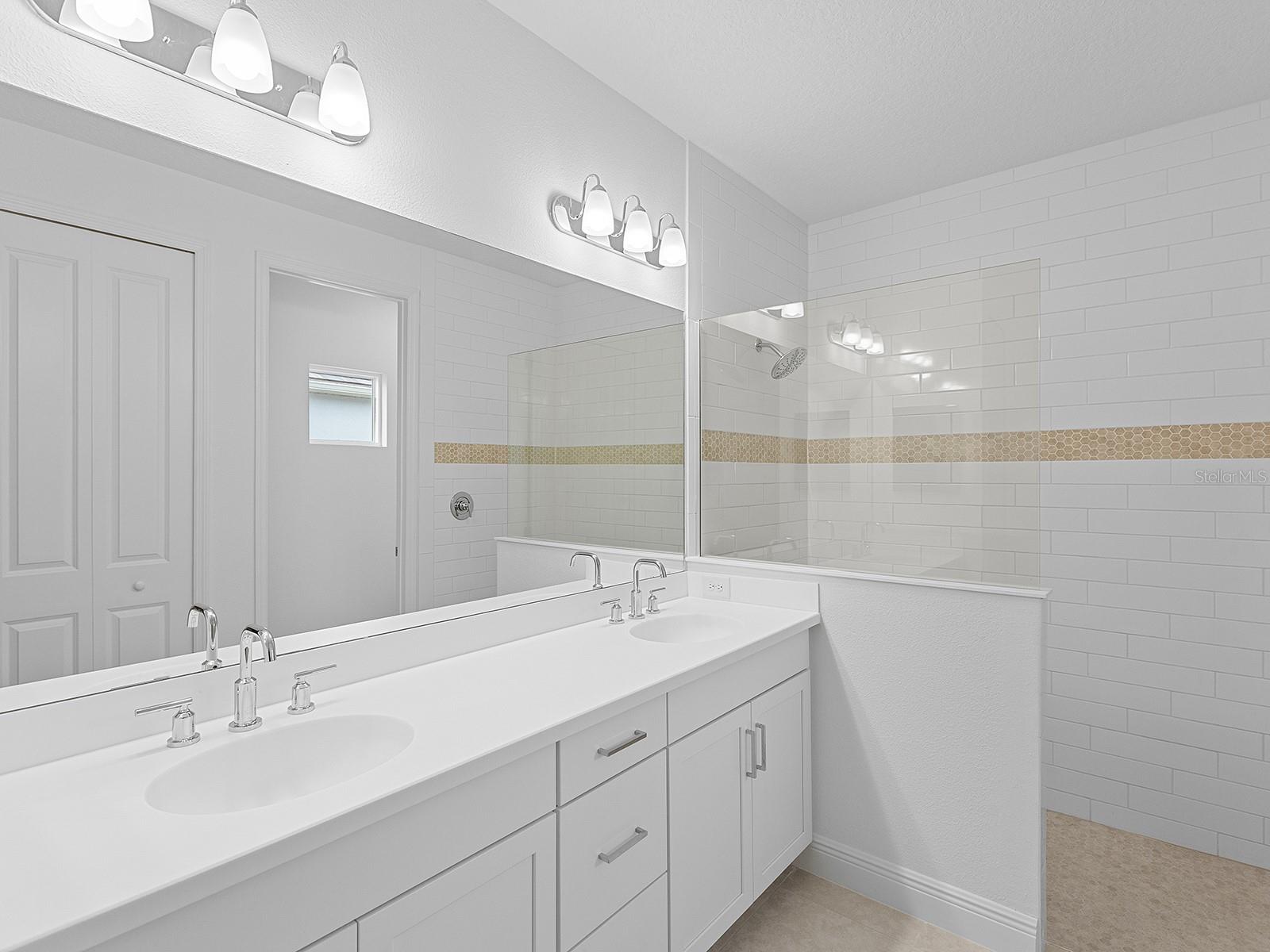 WYSTERIA - Residential