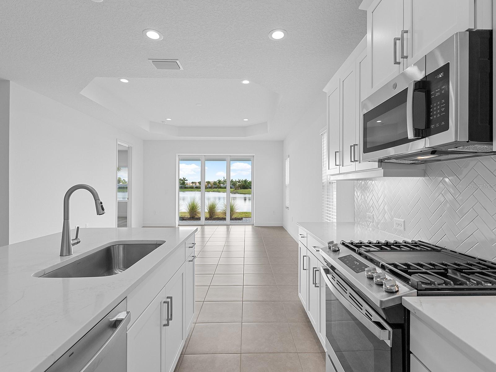 WYSTERIA - Residential