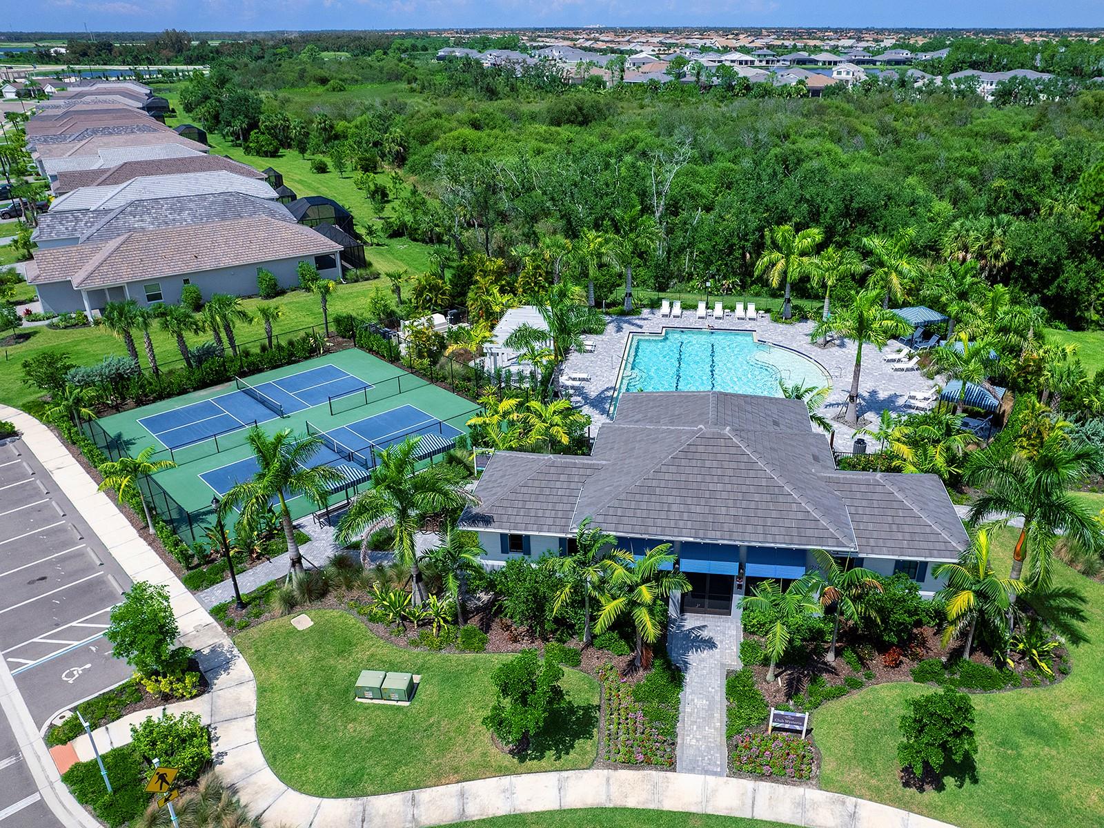 WYSTERIA - Residential