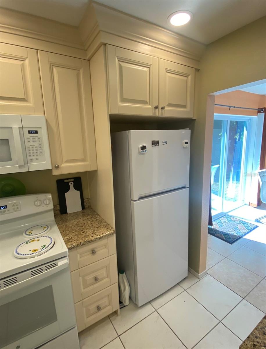 GOLF COURSE & JUNGLE SUB REV MAP - Residential Lease