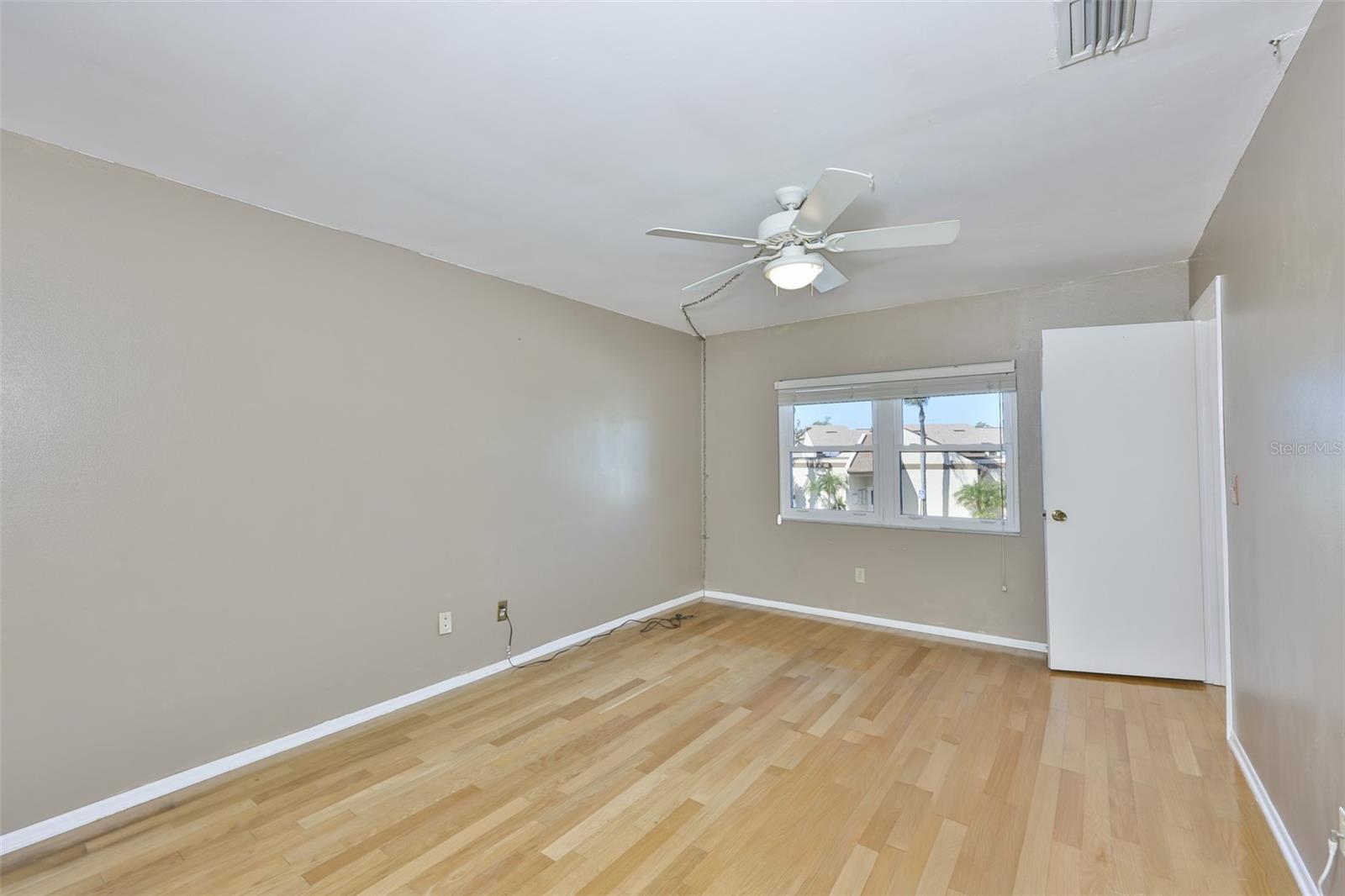 TOWNHOMES OF LAKE SEMINOLE - Residential