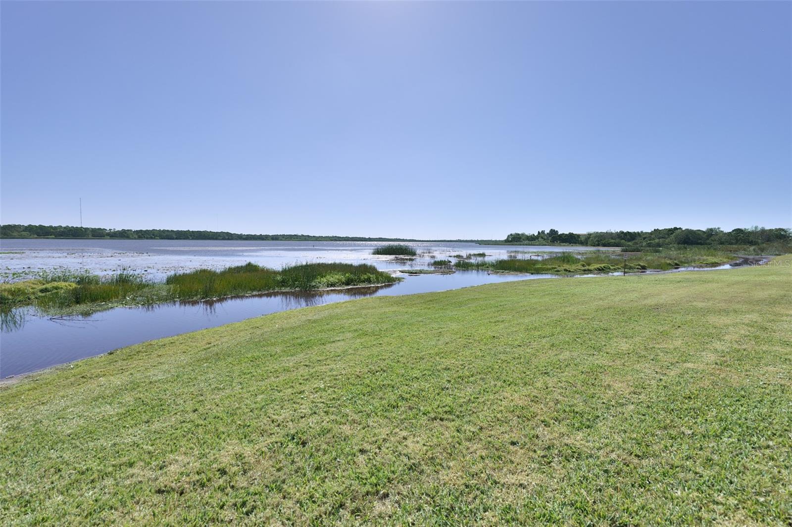 TOWNHOMES OF LAKE SEMINOLE - Residential