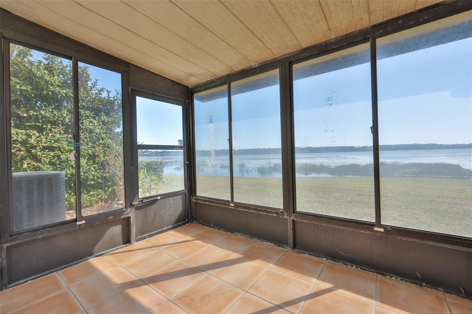 TOWNHOMES OF LAKE SEMINOLE - Residential