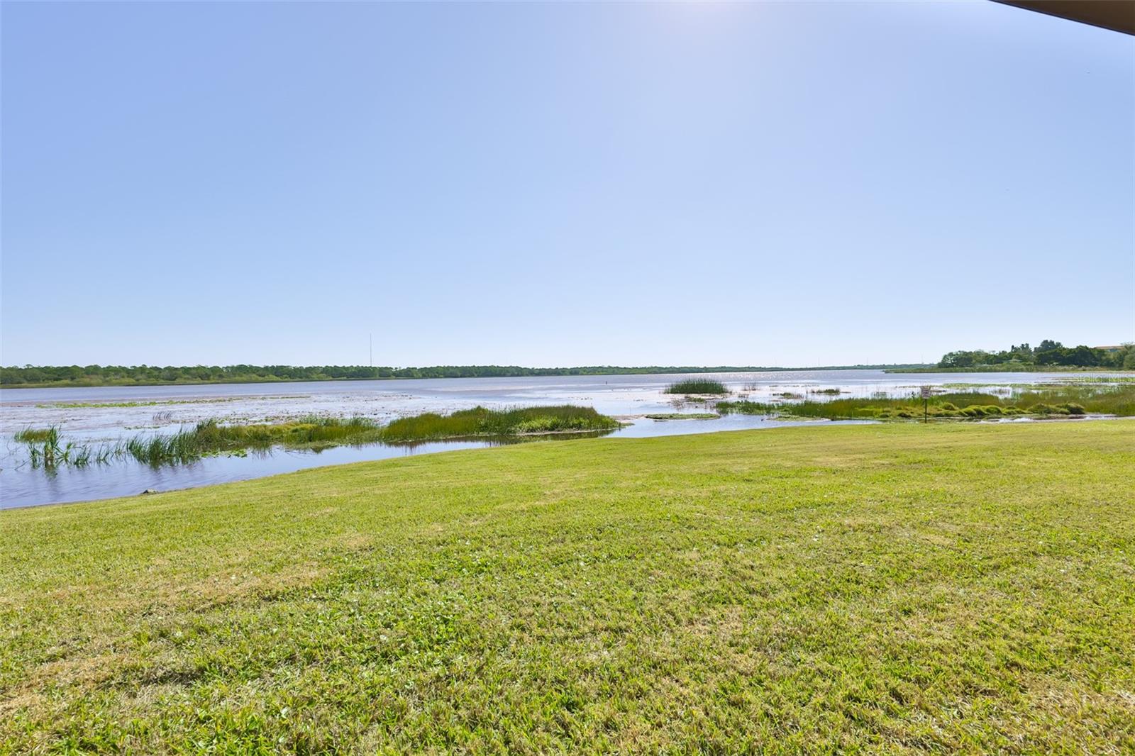 TOWNHOMES OF LAKE SEMINOLE - Residential