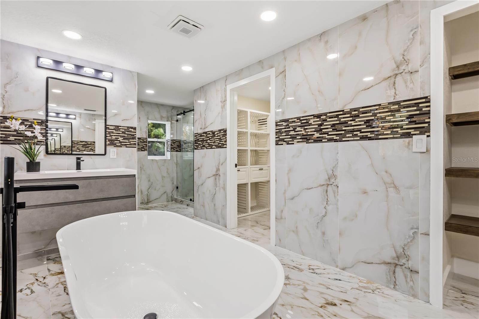 WINDERMERE TOWN - Residential