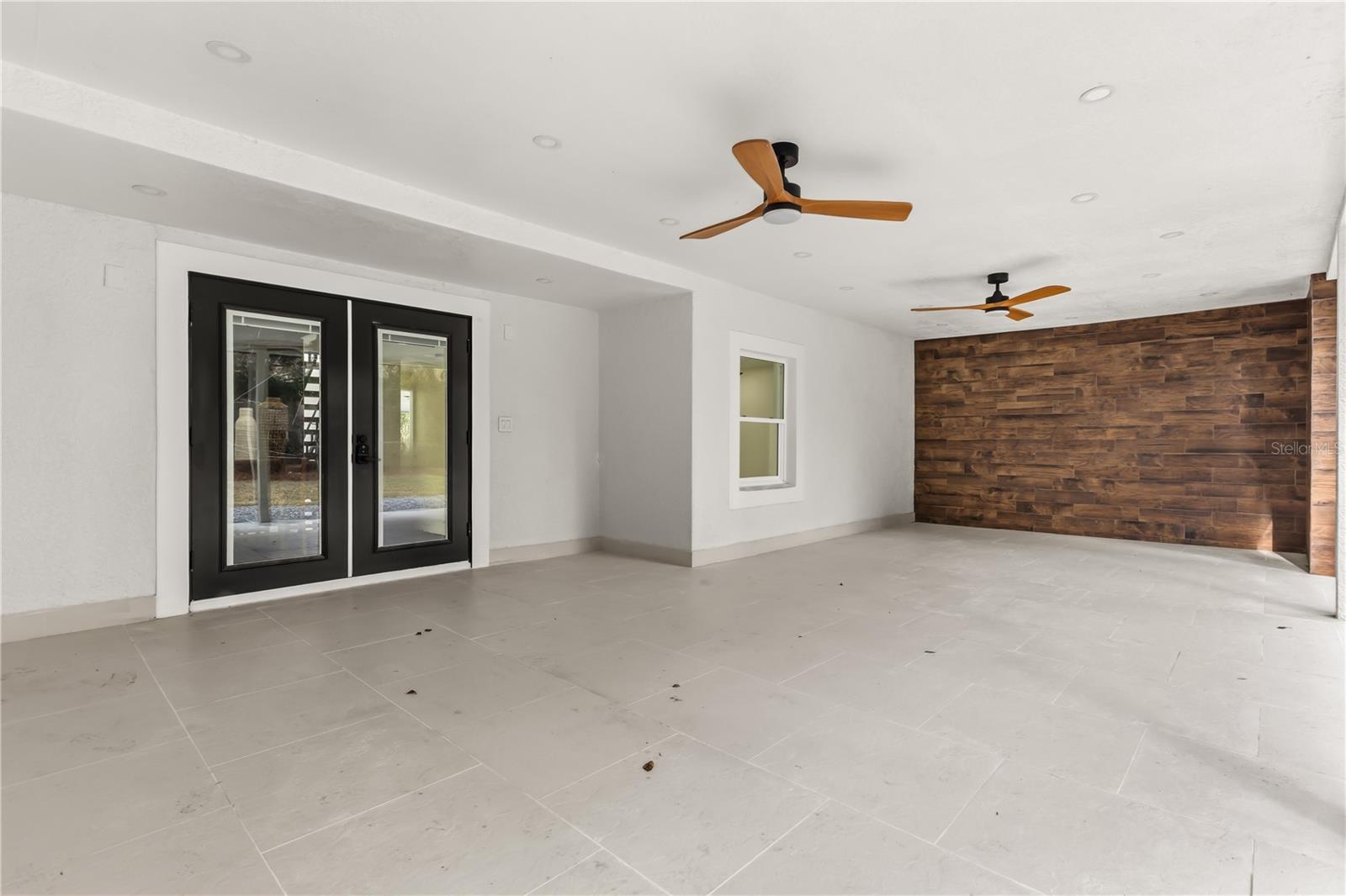 WINDERMERE TOWN - Residential